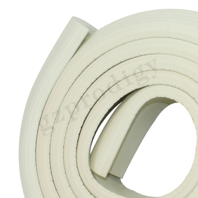 L Shape NBR Foam Plastic Edge Guard متعدد الوظائف عملي