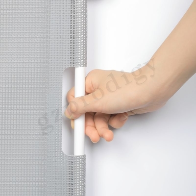 130x87.5x8.5cm بوابات سلامة الطفل صديقة للبيئة ABS + شبكة PVC